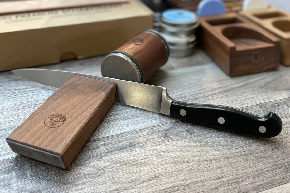 Eine Auswahl unserer Lifestyle-Produkte wie den Horl Messerschleifer zu unserem Geschenkeguide "Für Hobbyköche" | Flinterhoff - Für dich und mich
