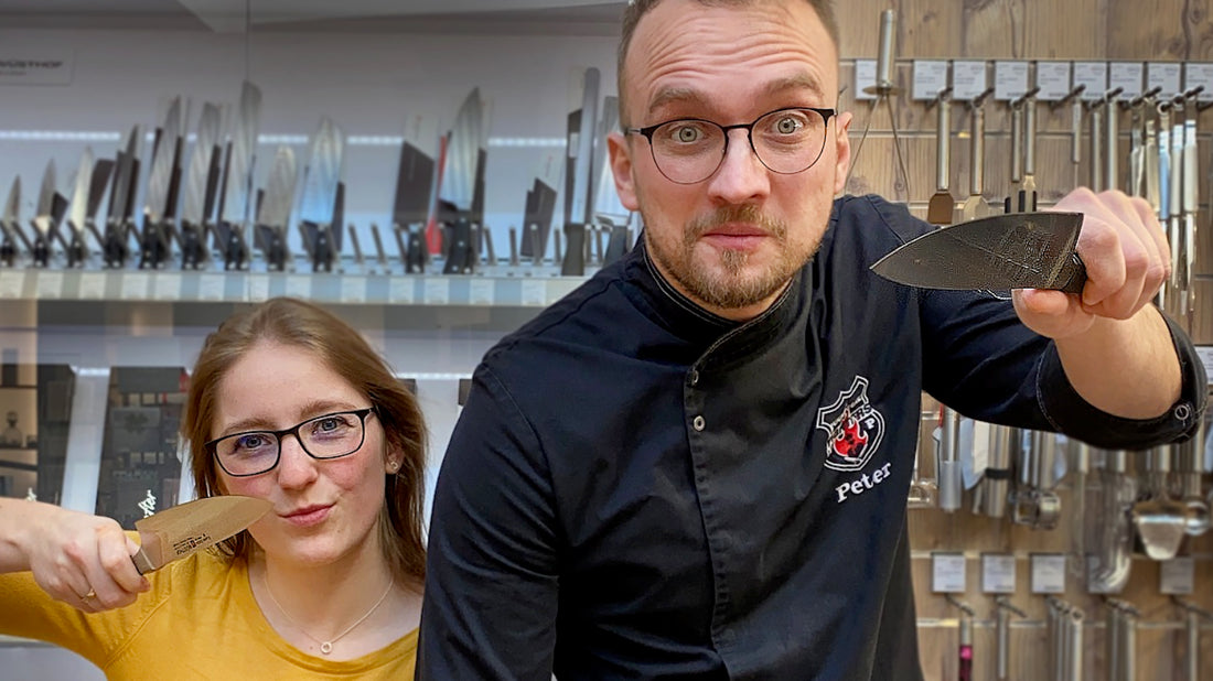 Jennifer Kronjäger und Peter Kersten nebeneinander für unser großes Küchenmesser-Interview | Flinterhoff - Für dich und mich