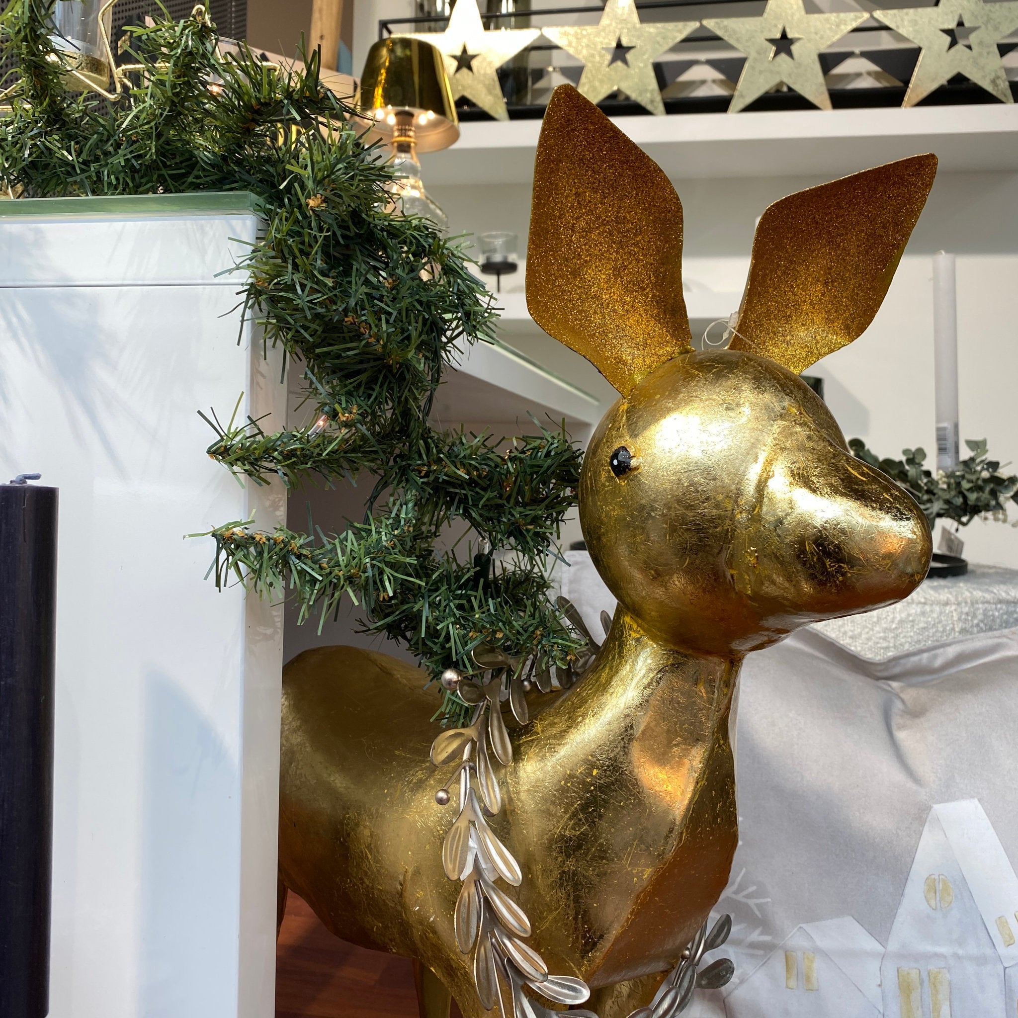 Das goldene Bambi, eine beliebte weihnachtliche Skulptur