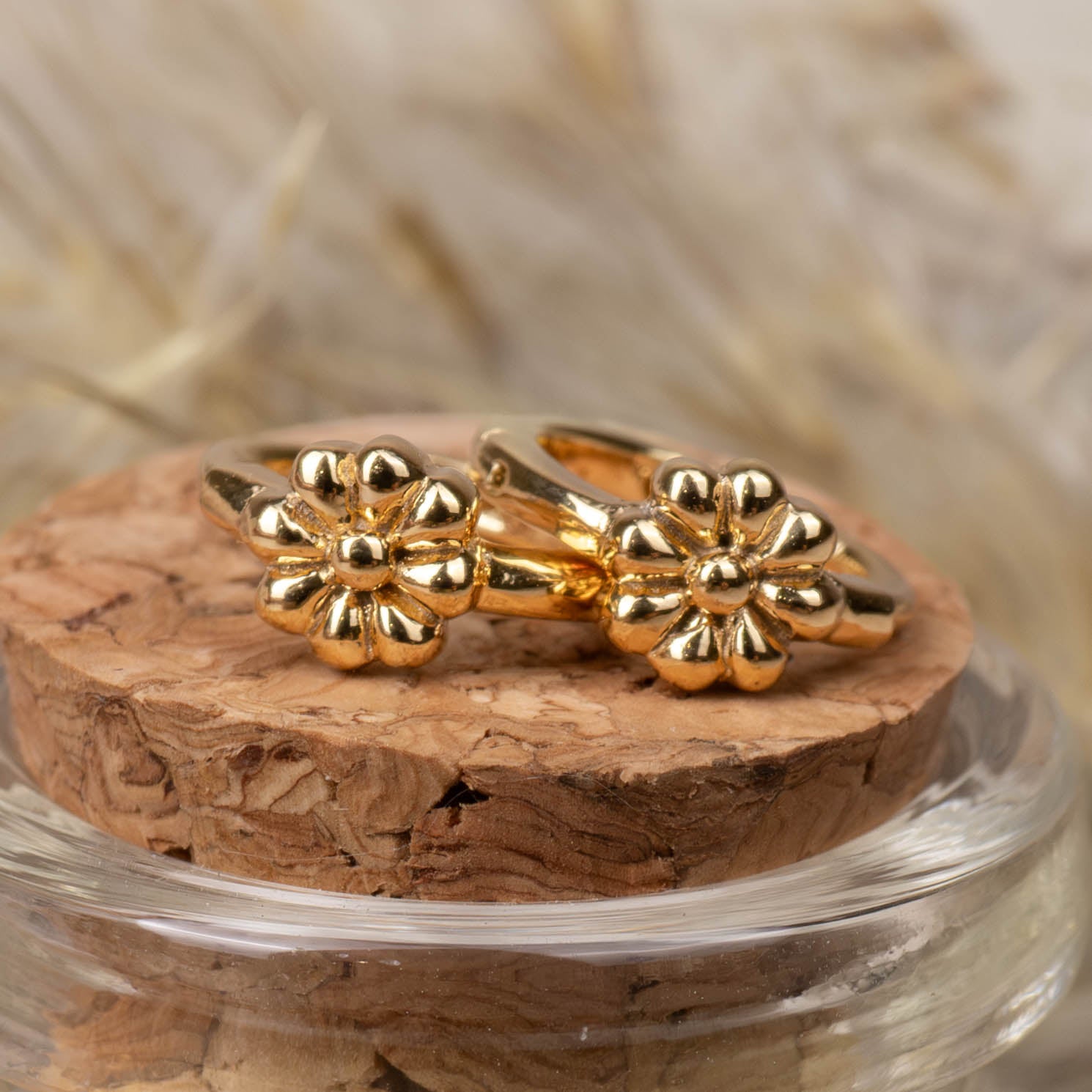 Ohrringe - Kleine Blumen Click - Gold - Ohrringe - MIAB Jewels
