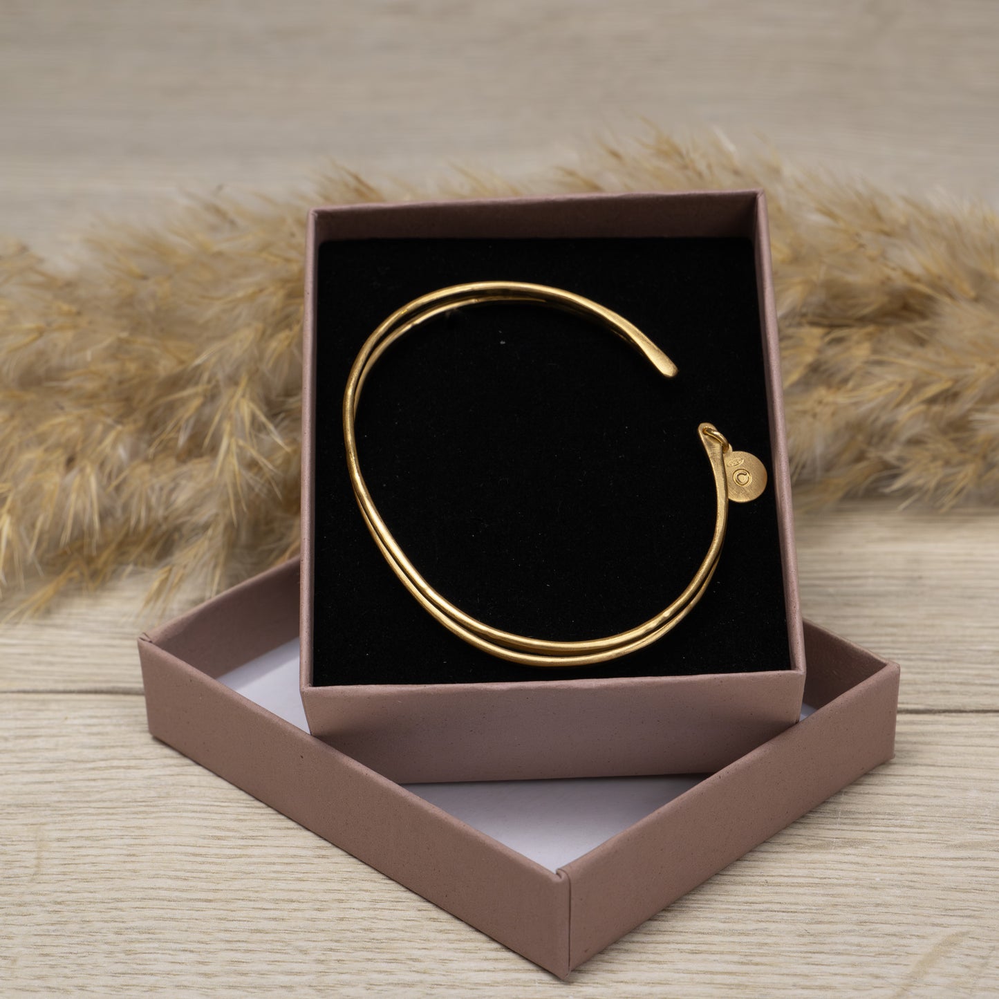 Armband - Kam Double Bangle - Gold, Einheitsgröße - Armband - Susi Cala