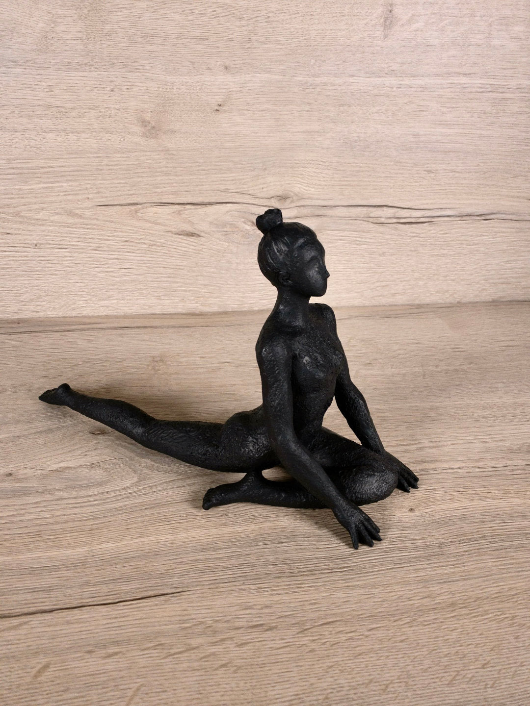 Yoga-Figur - Mahal - Schwarz - Figur - Nääsgränsgarden