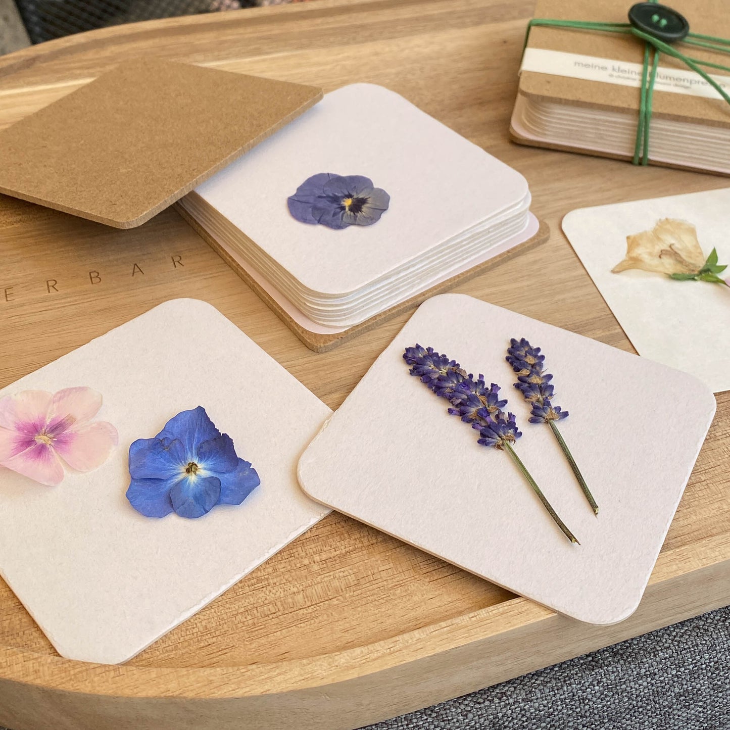 Blumenpresse - Blau - Gadget - Christine Wiegelmann Design